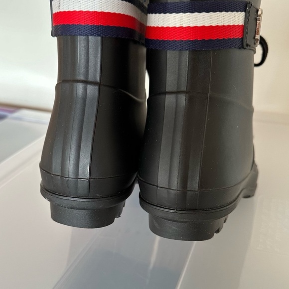 Tommy Hilfiger Ankle High Lace Up Rain Boots Size 9 - Picture 7 of 14